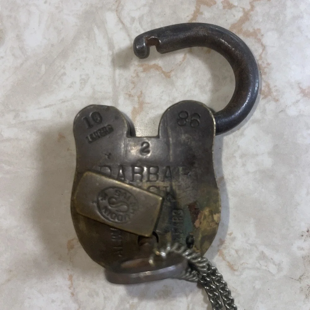 WORKING Vintage Brass & Steel 10 Lever Padlock And Key Darbar Lock Salahuddin
